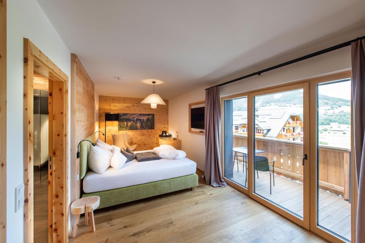 Almgut - Mountain Wellness Hotel Sankt Margarethen im Lungau Exterior photo